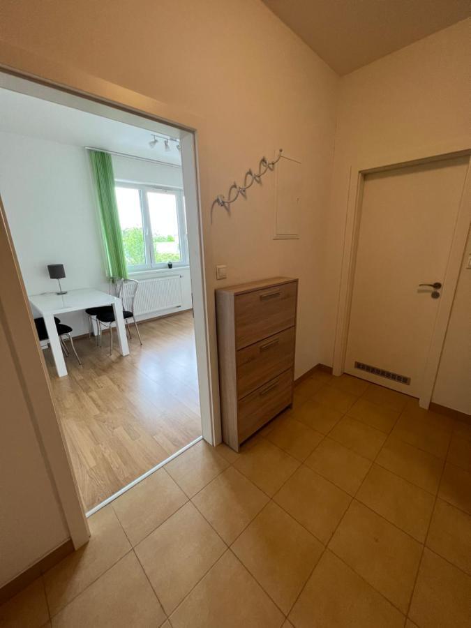 Apartment Prague-2 Rooms Free Parking Praga Exterior foto