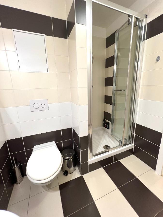Apartment Prague-2 Rooms Free Parking Praga Exterior foto